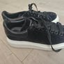 Lovely black suede sneakers Image 4