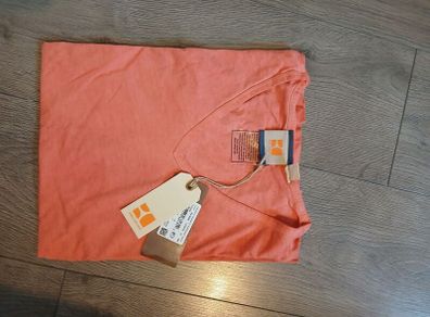 Hugo Boss New Top
