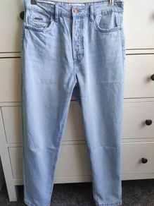 Stradivarius 1460 Light Blue Mom Jeans  Size UK 12 EUR 40 Never Worn