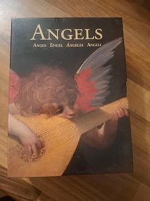 Angels postacards art gallery edition
