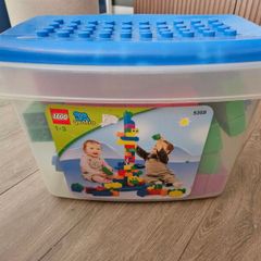 Lego Quatro 100 pieces