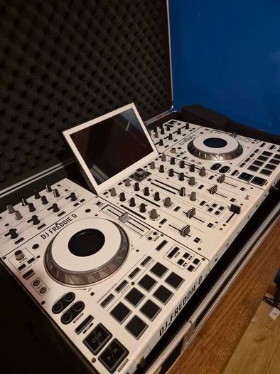 denon prime with decksaver and case