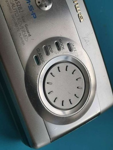 AIWA HS-GS282 Walkman Cassette Player