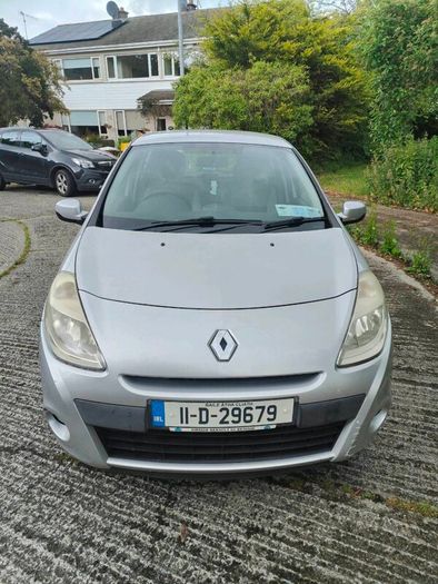 Low mileage Renault Clio 2011 64000km