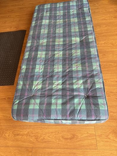 Single mattress