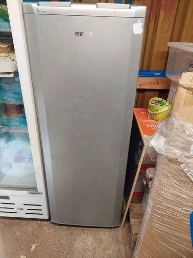 freezer and fridge
