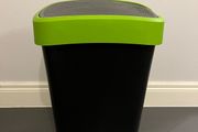 Waste bin with lid