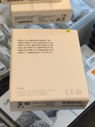 Original Apple MM0A3ZM/A USB-C to Lightning Cable (1m) New