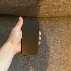 iPhone 16 black color 128gb unlocked, 100% battery and only 62 cycle count