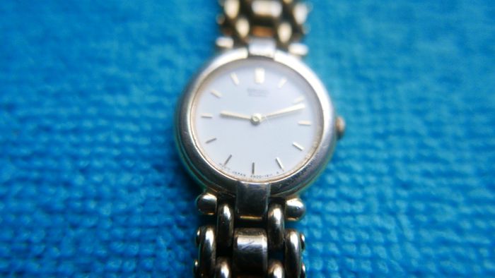 SEIKO Ladies Watch 4N00-371 WP Gold Tone Quartz Analog Ladies Watch