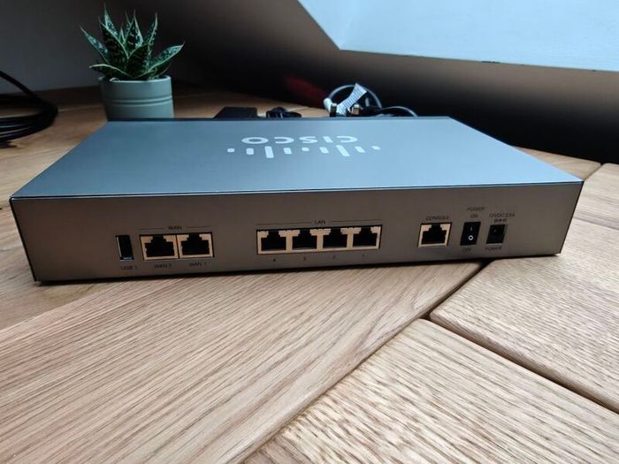 Cisco RV340 Dual-WAN Gigabit VPN Router, Firewall in Mint Condition (used at home) (fanless)