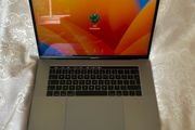 Apple Macbook Pro 15' (2017) i7 16GB RAM 256GB SSD New Battery