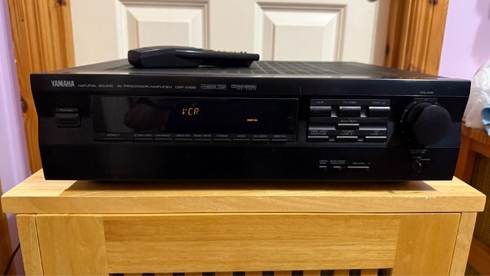 Yamaha Av Processor/amplifier  Dsp-e492