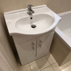 Bathroom vanity sink unit with storage