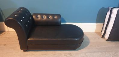 Dog bed chaise / lounge