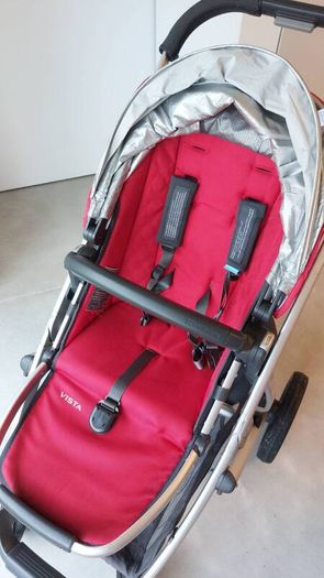 Uppababy Vista Travel System in Red