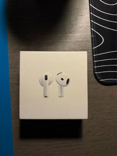AirPods 4