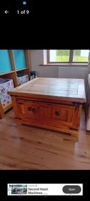 coffee table with pull out storage drawer