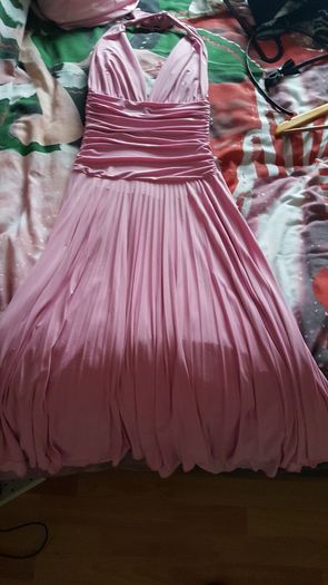 Pink marilyn monroe style dress