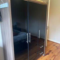 Bedroom set