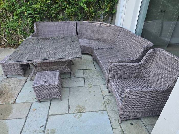 Outdoor Garden Rattan Dining Set & Storage Unit145cm Width 84 Depth 128 Height