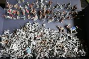 Vintage Lot over 350 Miniature Lead Soldiers Horses Figures War Gaming (some painted)