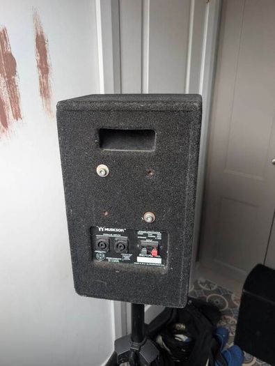 Musicson Sat-8 Loud speakers , stand and cable