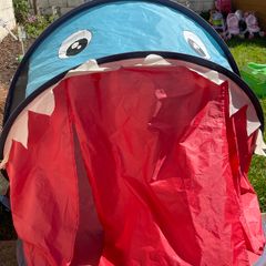 Play tent