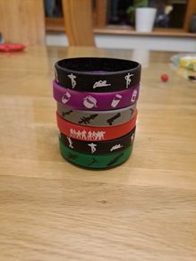 Brand New 6 Fortnite Bracelets