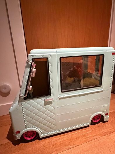 Ice cream van