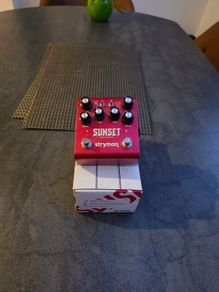Strymon Sunset, as new condition