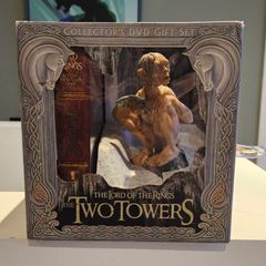 Lord of the Rings, The Two Towers, Collector's DVD Set with Gollum Statue