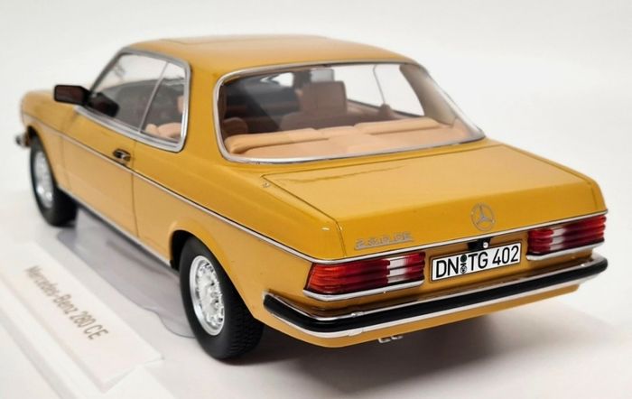 Mercedes Benz 280ce 1980 - 1/18 - Norev -  New In Box