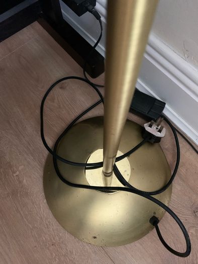 Floor lamp