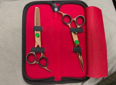 Barber scissor set