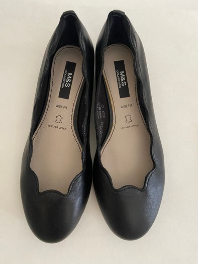 Marks and spencer wide fit leather ballet pumps size  4.5