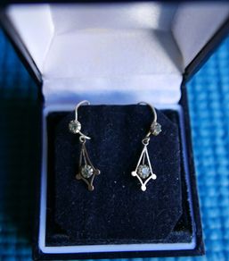 Vintage 9ct Gold 375 Earrings 0,6g
