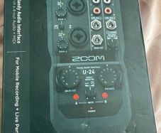 Zoom U-24 Handy Audio Interface free postage in Ireland