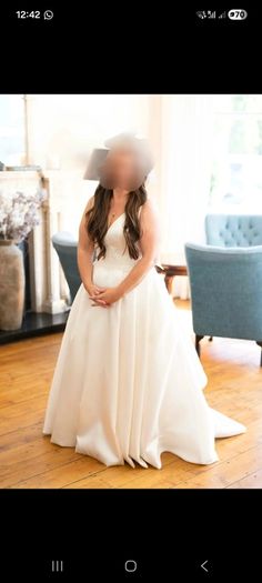 stunning wedding dress