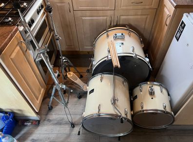 pearl drum set
