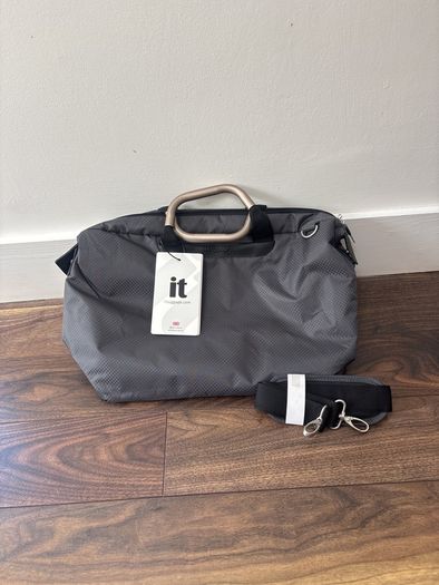 IT Travel Bag