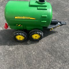 John Deere Water Tanker