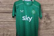 Rep Of Ireland Jersey ,size : M ,  XL