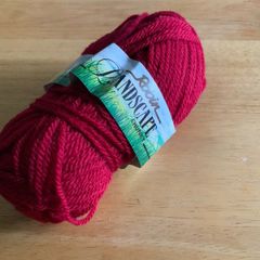 Robin Landscape Chunky wool. 6X50g balls. Red.