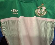 Shamrock Rovers Official Umbro Football Jersey (Youths 9-10 Years) FREE POST