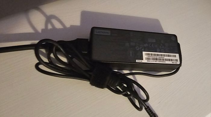 Lenovo Laptop charger 90w