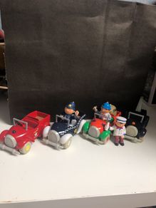 Figures and cars from Noody