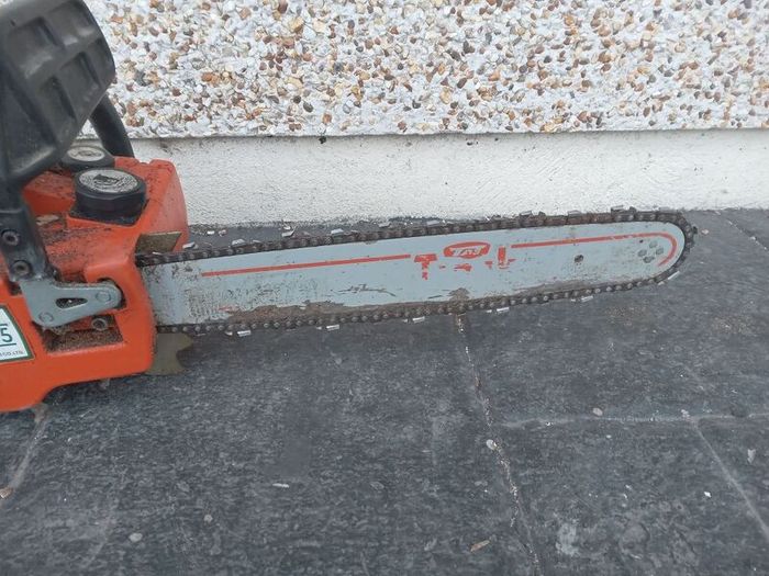 Tanaka ECS-415 chainsaw