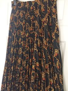Pleated Silky Skirt (New Look)
