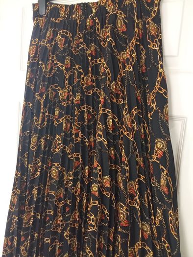 Pleated Silky Skirt (New Look)
